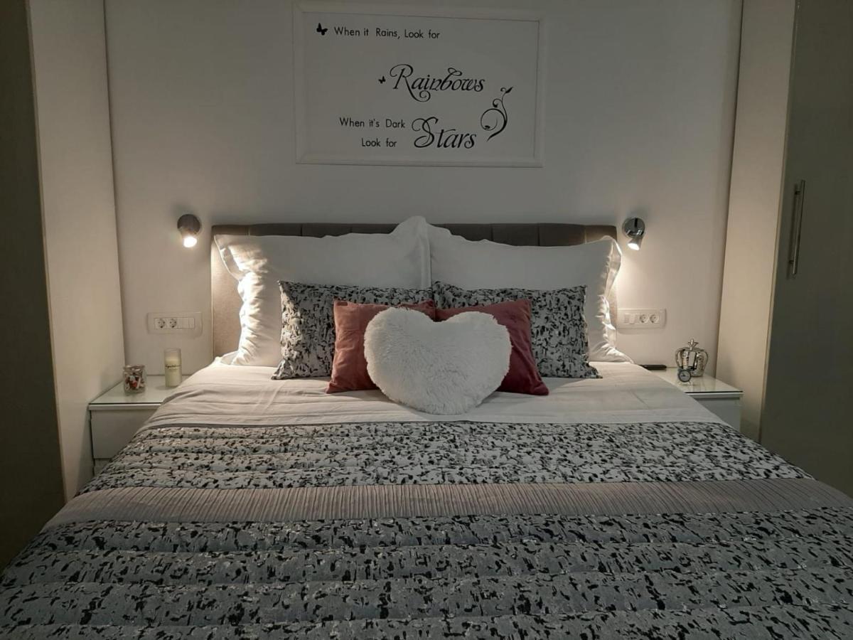 Apartments Bruno Сплит Экстерьер фото
