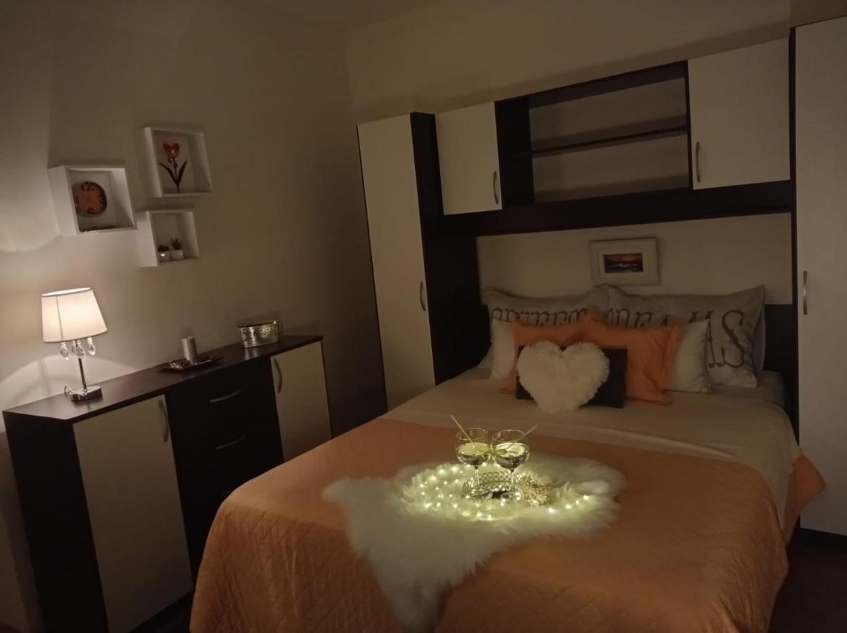 Apartments Bruno Сплит Экстерьер фото